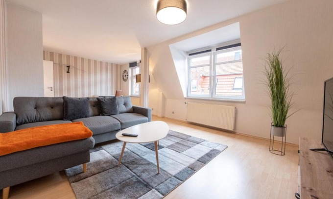 Eisenach Apartamento | Schicke 2,5 Zimmer DG-Wohnung