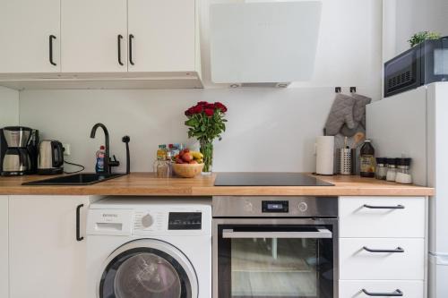 Mitte Apartamento | Schicke Altbauwohnung in Kiel Mitte 24-7 Check In