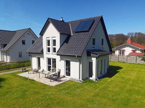Juliusruh Casa | Schipperhus Comfortable holiday residence