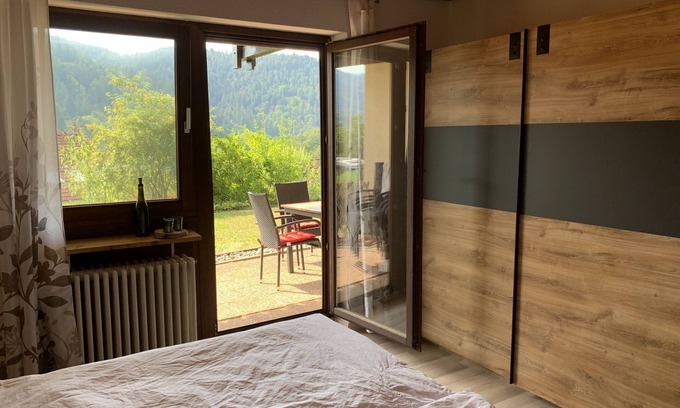 Scheuern Apartamento | Schlossblickwohnung Schiel, 60sqm, terrace, 1 bedroom, max. 4 persons