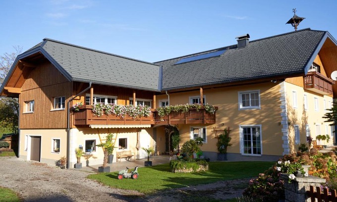 Elixhausen Apartamento | Schmiedbauergut Elixhausen, Mitten in der Natur