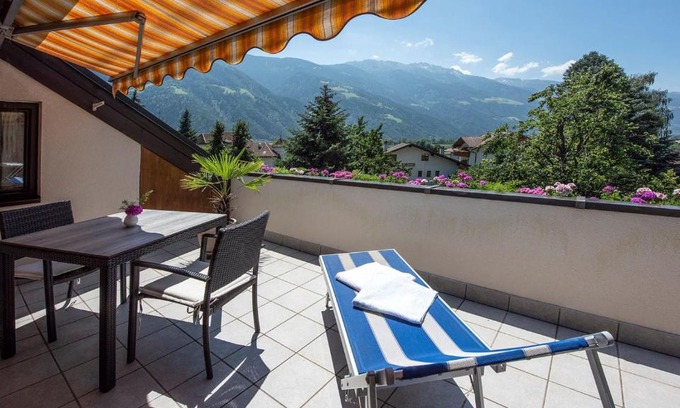 Rabla Apartamento | Schnitzer Ferienwohnung Anemone