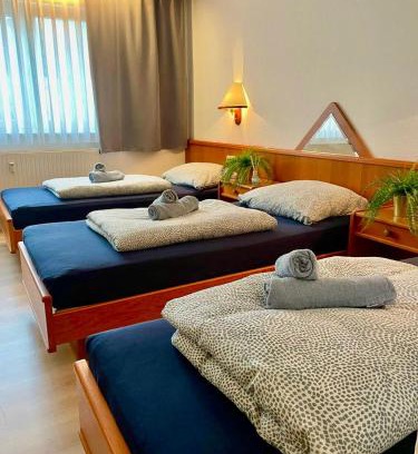 Schwand Apartamento | Schwanstetten bei Nürnberg, gemütliches Apartment mit Küche Bad TV