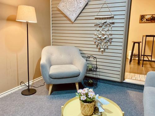 Willoughby Casa | Scorpion Hiuse Langley ROOM B