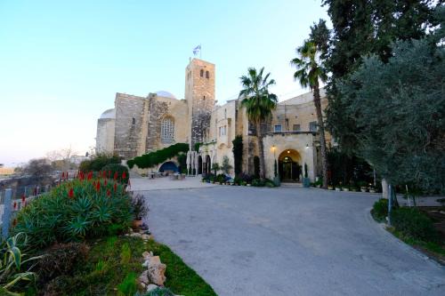 Mishkenot Sha'ananim Hotel | Scots House Hotel