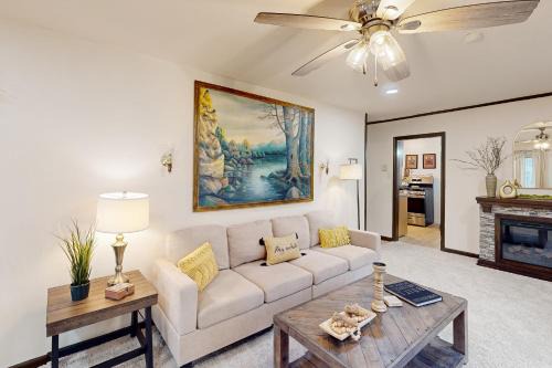 Martindale-Brightwood Casa | Scott Manor