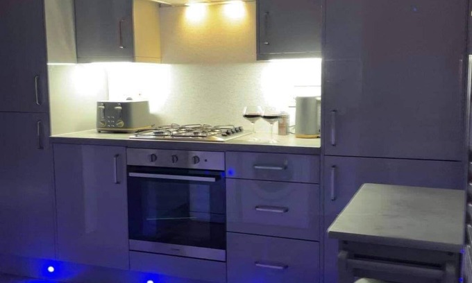 Perth Apartamento | Scottish Stunning Stay With Free Parking