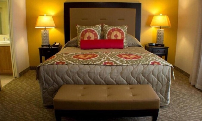 Arcadia Condominio | Scottsdale Camelback Resort Inviting 2BR Condo with Jacuzzi