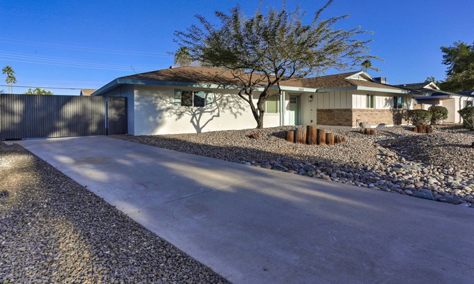 Scottsdale Country Acres Casa | Scottsdale's Desert Bungalow