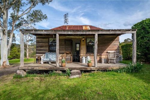 Kangaroo Valley Casa | Scribbly Gum Cottage -rustic Picturesque Romantic