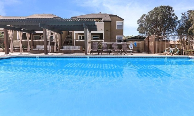 San Diego Apartamento | Scripps Landing at Mira Mesa: Stylish 1-Bedroom Home in a Prime Location