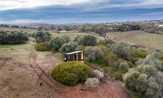 McLaren Vale Casa | Scrub Tiny House by Tiny Away