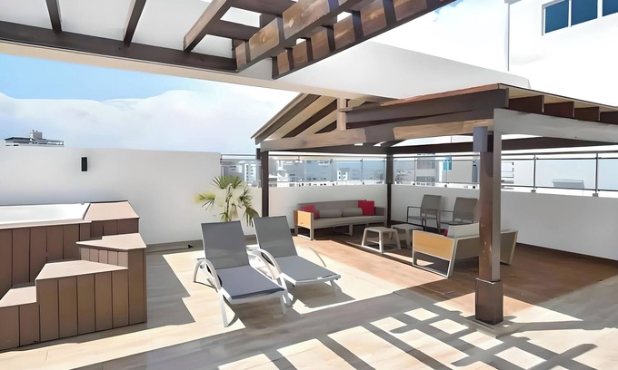 La Arboleda Casa | SD 3BR Luxury Sunshine Apt 1 + Bonus