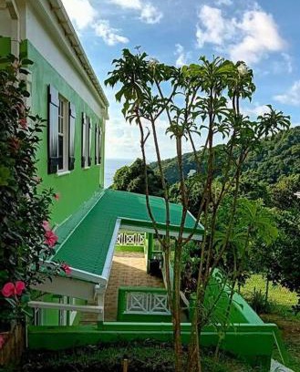 Castle Comfort Apartamento | Sea and Summit Suite #1