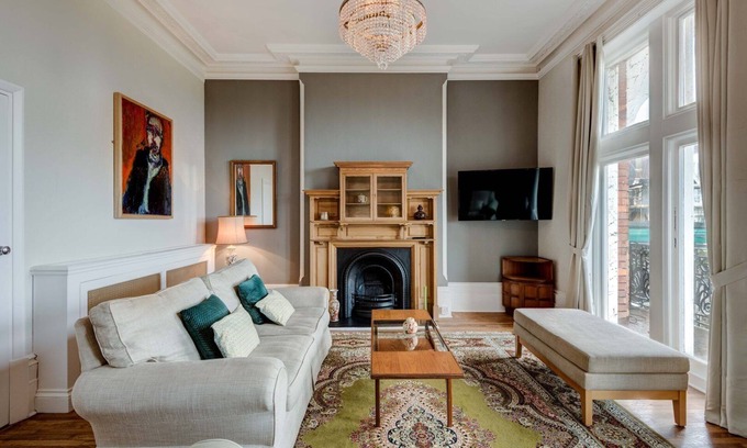 St Leonards-On-Sea Apartamento | Un impresionante apartamento frente al mar con amplias vistas al mar.