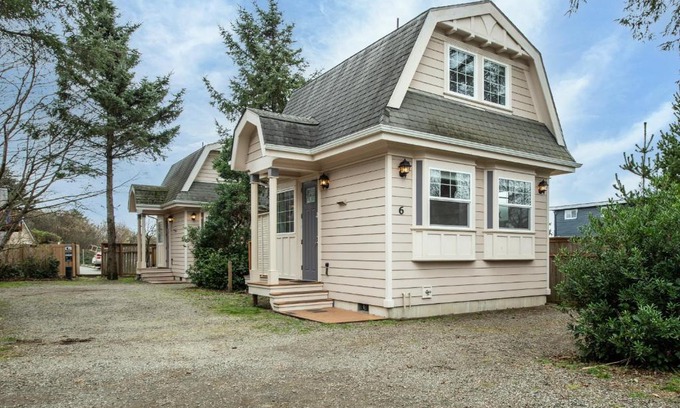 Ocean Shores Casa | Sea Breeze Cottages