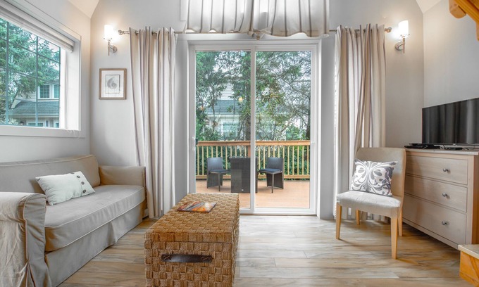 Ocean Shores Cabaña | Sea Breeze Cottages
