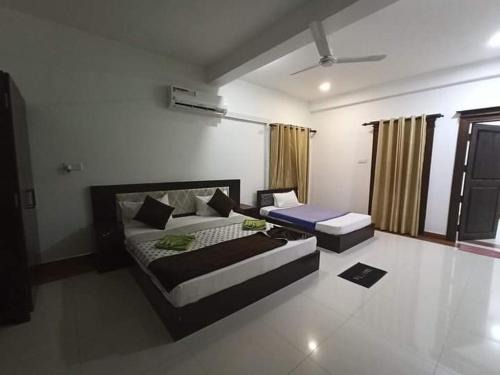 Mannar Hotel | Sea Breeze Lagoon Villa