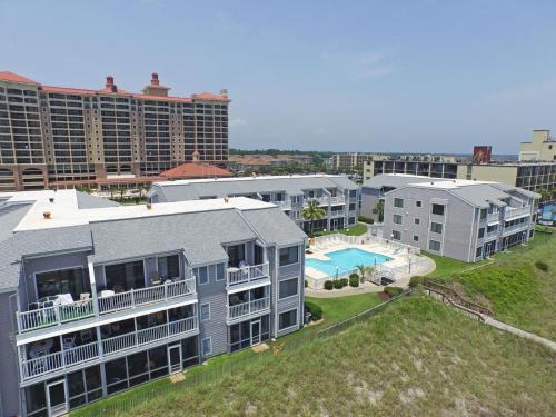 Cherry Grove Beach Apartamento | Sea Cloisters 105D Condo