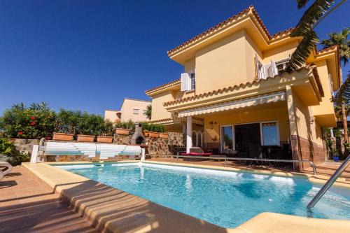 Playa del Inglés Casa | Sea Edge Friendly Holiday Home