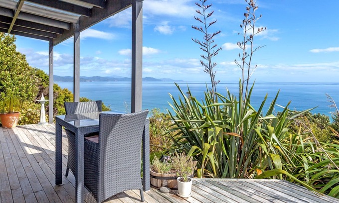 Rings Beach Apartamento | Sea-escape "JUST FOR TWO" privado con absolutamente impresionantes vistas del mar