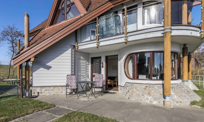 Friedrichskoog-Spitze Apartamento | Apartamento frente al mar "Zur Kajüte Friedrichskoog" con Wi-Fi, terraza y jardín