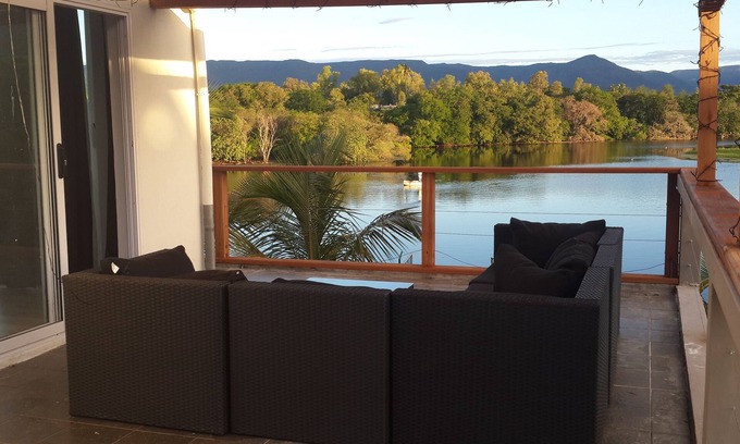 Tamarin Casa | Casa de playa frente al mar Con coche de alquiler incluido