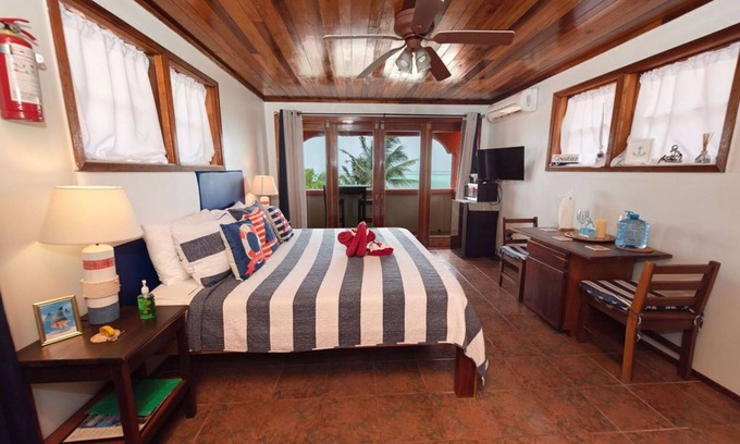 San Pedro Apartamento | Reef Shark Suite - Vista al Mar
