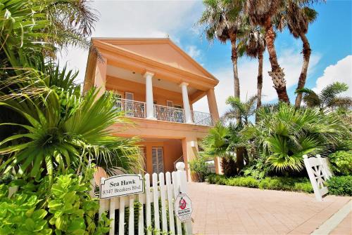 The Shores Casa | Sea Hawk - Private Beach House With Pool & Hot Tub Home