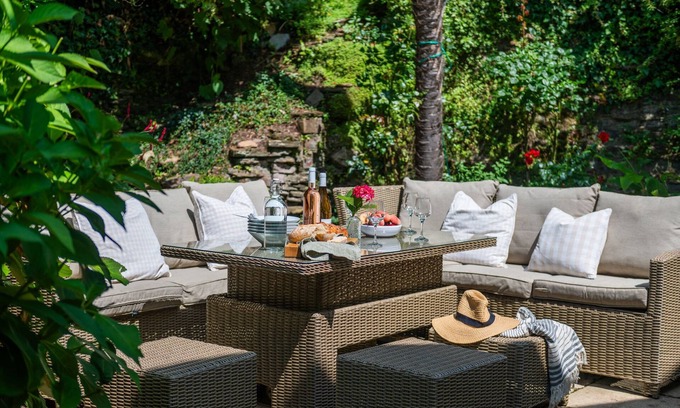 Thurlestone Cabaña | Sea Lavender - a house that sleeps 9 guests in 5 bedrooms
