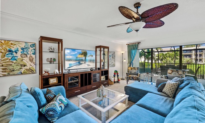 Boca Grande Condominio | Sea Oats 121 - 2 bed/2 Bath - Beachview - Tennis Courts, Pool - Elevators