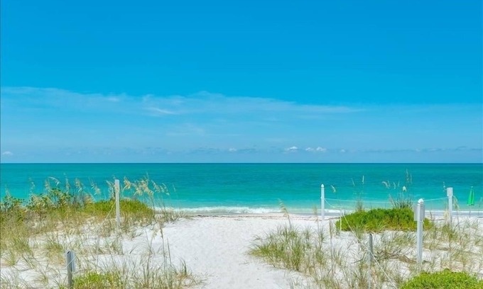 Boca Grande Condominio | Sea Oats 337 2 Bedroom Condo by RedAwning