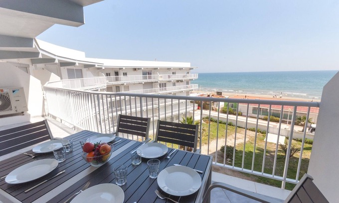 Daimuz Casa | SEA PEARL - Apartamento con vistas al mar en Daimuz. WiFi Gratis
