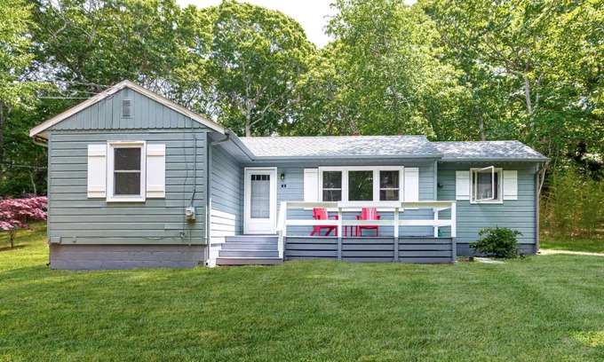 Shelter Island Heights Casa | Sea Pine Cottage