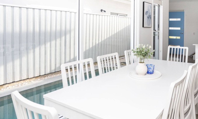 Kingscliff Casa | Sea Poppy - Beachside 4 Bedroom home with pool