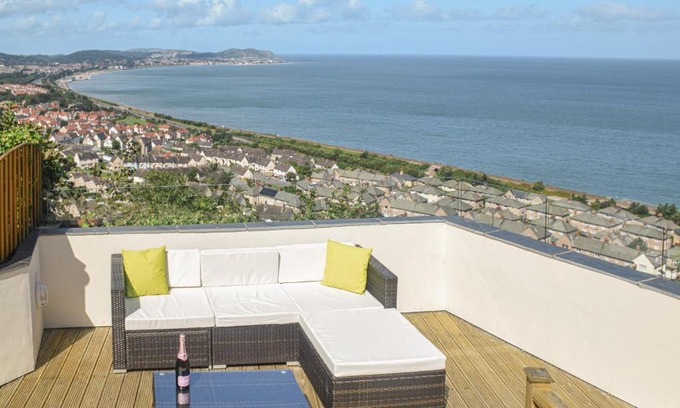 Rhyd-y-foel Casa | Sea-Prize View