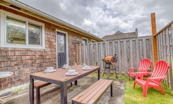 Gearhart Casa | Sea Ranch 96 - Meredith Lodging