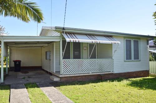 South West Rocks Casa | Sea Salt Cottage - Bring your own linen.