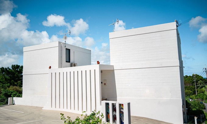 Maeganeku Casa | Sea Space Road