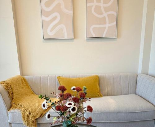 Downtown Vancouver Apartamento | Sea to Sky Studio with Mountain and City Views
