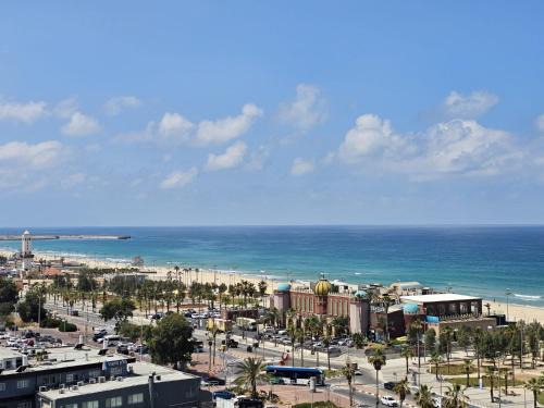 Ashdod Apartamento | Sea Vacation , luxury Loft ,amazing seaview Buber 301