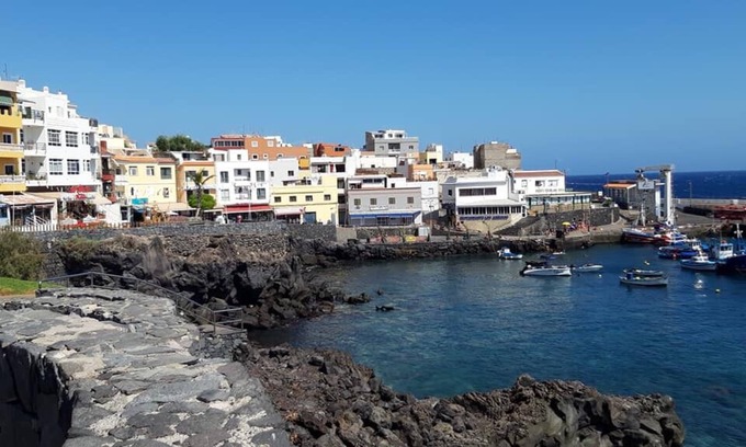 Los Abrigos Apartamento | apartamento con vistas al mar