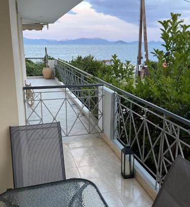 Paralio Astros Apartamento | Sea view apartment