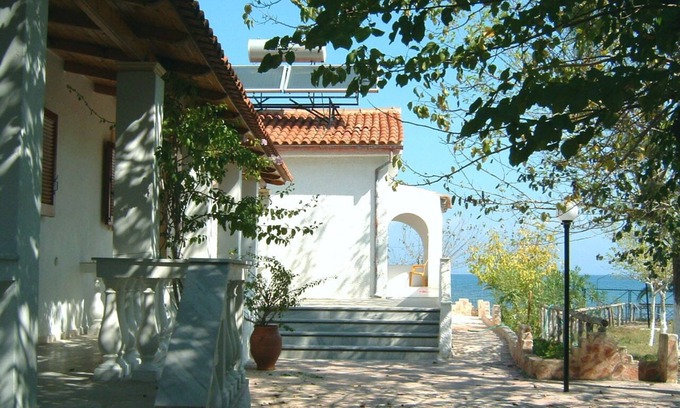 Melikia Apartamento | Apartamentos con vistas al mar en la playa de arena en la isla de Corfú - Recientemente reformado