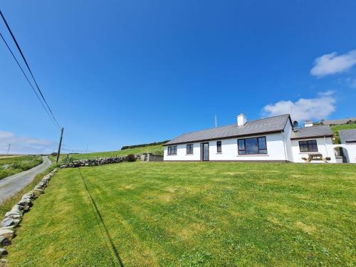 Clifden Casa | Sea View Cottage, Errislannan