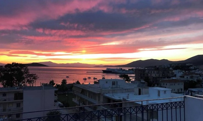 Marmari Apartamento | Sea View flat - Marmari village 1hour from Rafina