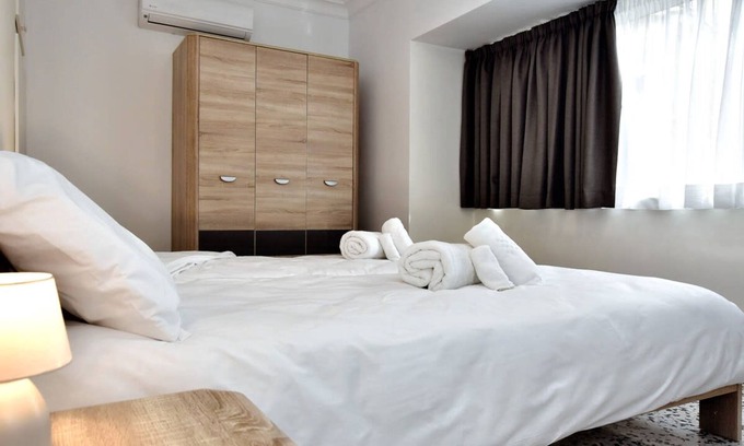 Msida Apartamento | Sea View Spacious 2 Bedroom Central Apartment