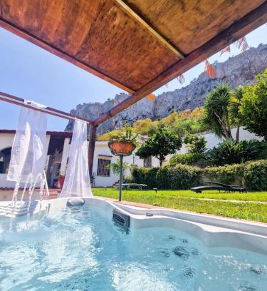 Addaura Villa | Sea view Villa XL Hot Tub