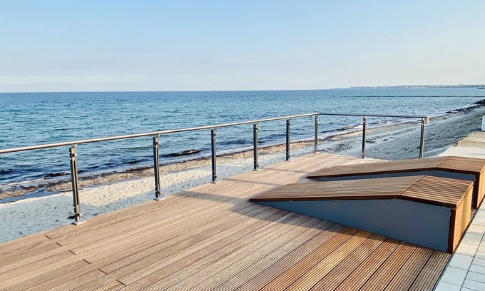 Grossenbrode Apartamento | Vista al mar | Hidromasaje | Silla de playa | WLAN + teléfono | Nespresso