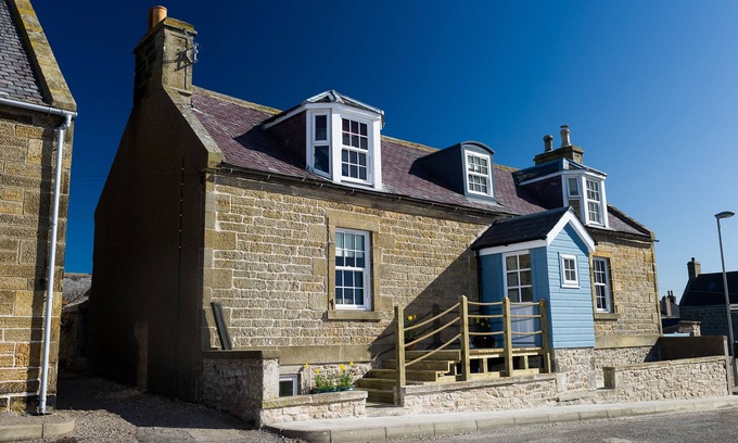 Burghead Casa | Vistas al mar, sauna, baño con jacuzzi, terraza, barbacoa, casa de verano, ¡perfecto!
